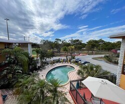 744 NE 14th Ave, Unit 22 in Fort Lauderdale, FL - Building Photo