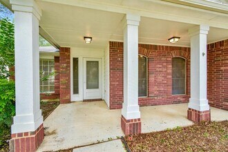 17405 Bottle Springs Ln in Leander, TX - Building Photo - Building Photo