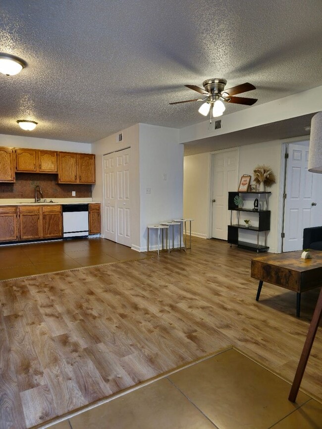 property at 1542 Diuguid Dr
