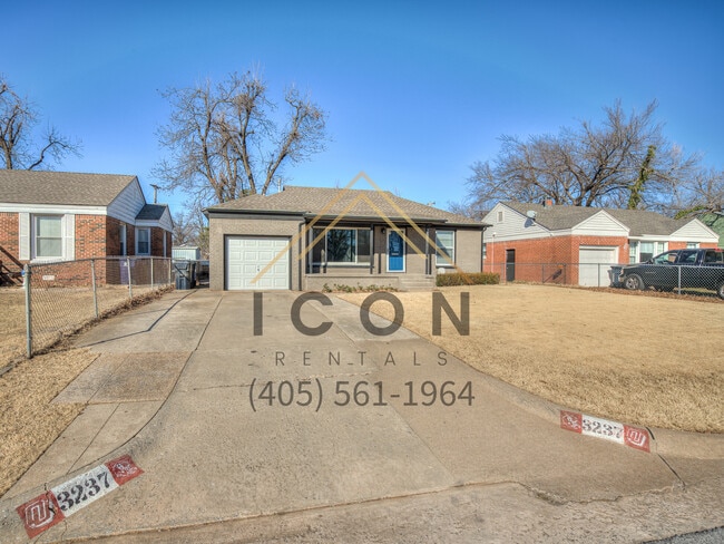 3237 NW 44th St