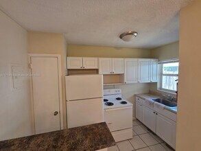 1812 SW 11th Ct in Fort Lauderdale, FL - Building Photo - Building Photo