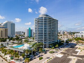 Paramount Fort Lauderdale Beach in Fort Lauderdale, FL - Building Photo