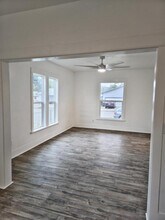 205 SE Lane Ave in Roseburg, OR - Building Photo - Building Photo