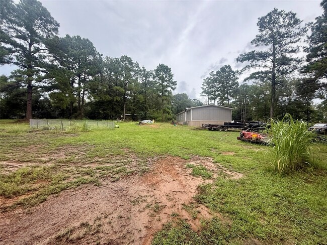 property at 17008 FM 1484 Rd