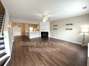 3279 Mannington Dr in Charlotte, NC - Building Photo - Building Photo