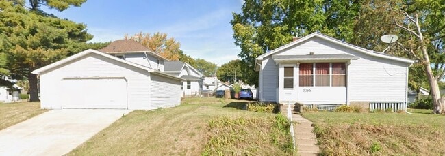 property at 2085 W 3rd St