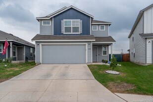 5802 Rolling Gln in San Antonio, TX - Building Photo