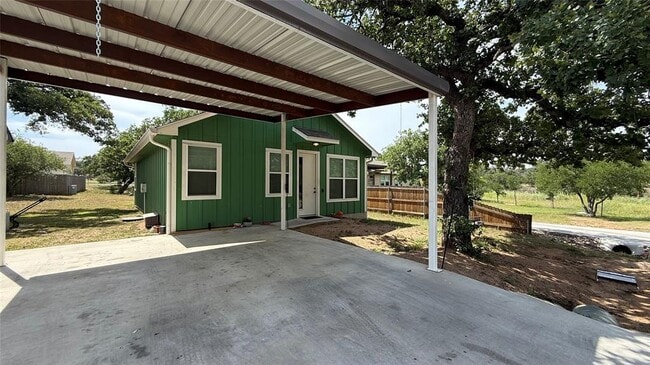 2415 Ridgeview Dr in Kingsland, TX - Building Photo - Building Photo