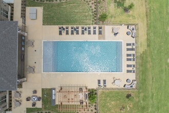 Marlowe Wellington in Fort Worth, TX - Building Photo - Building Photo