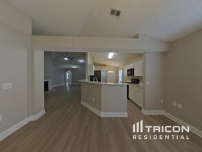 1656 Dartmouth Dr in Middleburg, FL - Building Photo - Building Photo