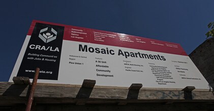 Mosaic Apartments in Los Angeles, CA - Foto de edificio - Building Photo