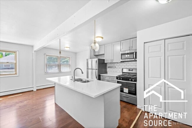 property at 7319 N Rogers Ave