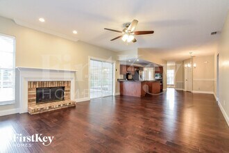 2612 Crestfield Dr in Valrico, FL - Building Photo - Building Photo