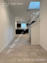 2894 E Tierra Dr in Fresno, CA - Building Photo - Building Photo