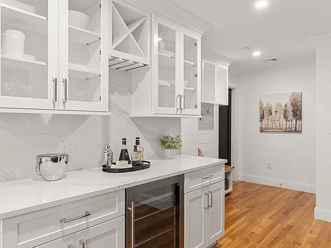 15 Hadley Pl in Medford, MA - Building Photo - Building Photo