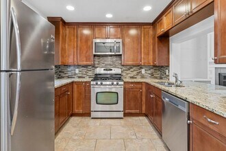 1837 S 263rd Pl in Des Moines, WA - Building Photo - Building Photo