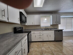 1708 Kenyon St in Killeen, TX - Building Photo - Building Photo