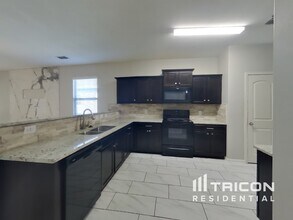 1342 Barrel Dr in Dallas, TX - Building Photo - Building Photo