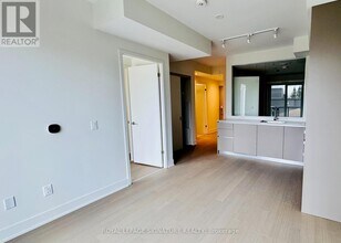 322 Dupont St in Toronto, ON - Building Photo - Building Photo