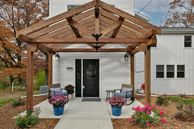 29032 Kramer Dr in Waterford, WI - Foto de edificio - Building Photo