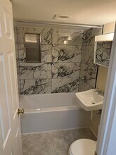 2 Grand Ave in Nashua, NH - Building Photo - Building Photo