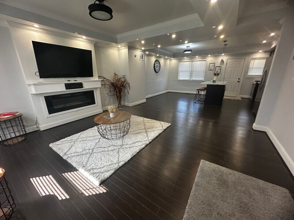 2652 Park Heights Terrace in Baltimore, MD - Building Photo