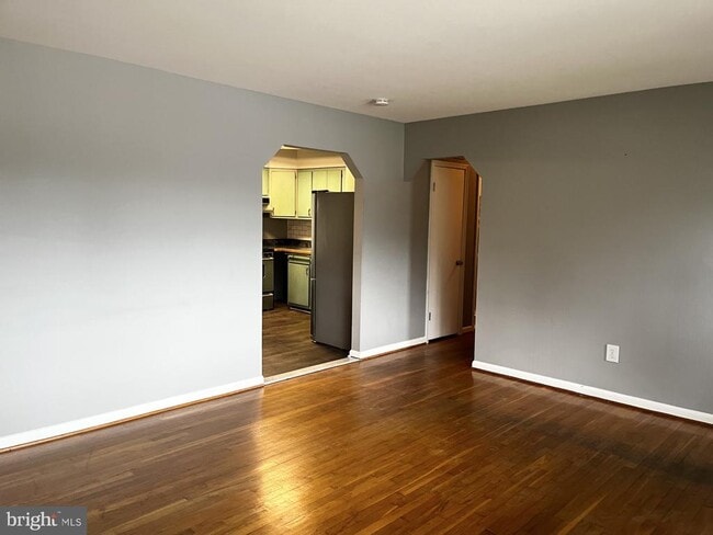 100 Caswell Ave in Glen Burnie, MD - Building Photo - Building Photo