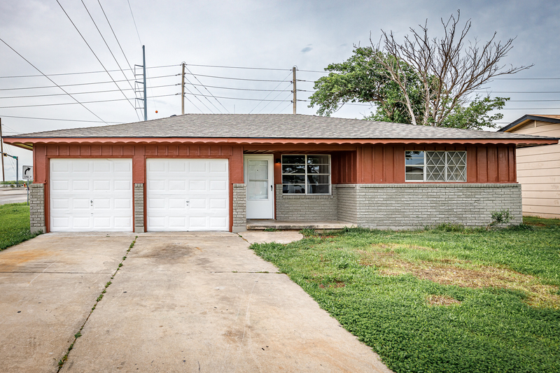 4699 NW Ozmun Ave in Lawton, OK - Building Photo