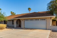 1013 W Keating Ave in Mesa, AZ - Foto de edificio - Building Photo