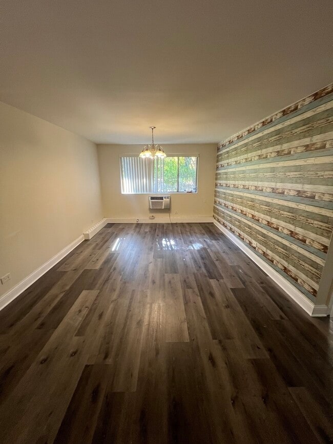 1471 N Winslowe Dr in Palatine, IL - Building Photo - Building Photo