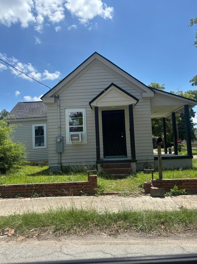 property at 1744 Hicks St