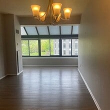 2111 Wisconsin Ave NW in Washington, DC - Building Photo - Building Photo