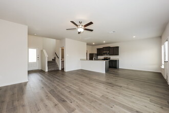 9813 Teton Vis Dr in Fort Worth, TX - Building Photo - Building Photo