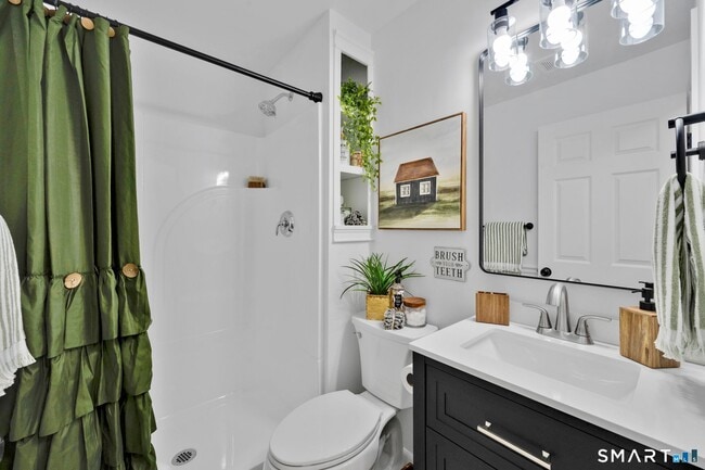 78 Landing Cir in Suffield, CT - Building Photo - Building Photo