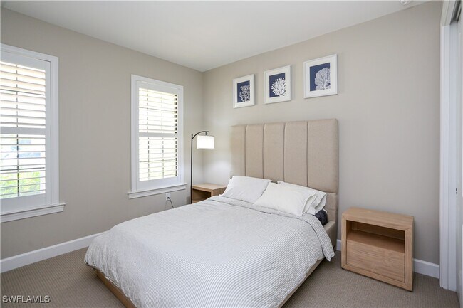 property at 9716 Everglades Dr