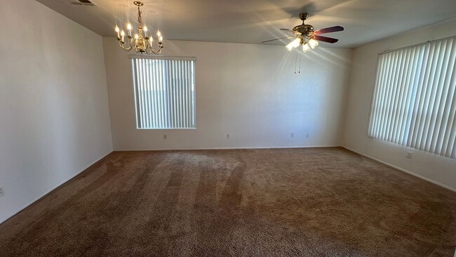 43108 Fenner Ave in Lancaster, CA - Building Photo - Building Photo