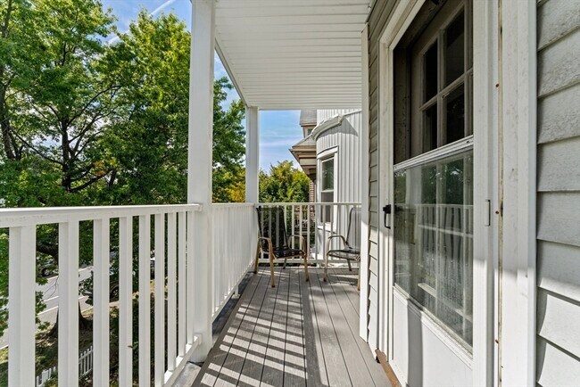 789 Columbia Rd, Unit 2 in Boston, MA - Building Photo - Building Photo