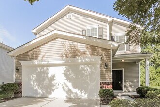 9623 Paper Tree Rd in Charlotte, NC - Foto de edificio - Building Photo
