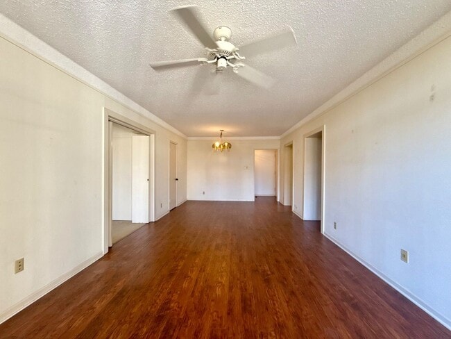 7701 Wurzbach Rd in San Antonio, TX - Building Photo - Building Photo