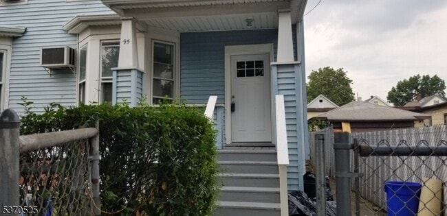 property at 95 Monroe St