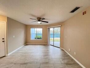 727 Sugar Bay Way in Lake Mary, FL - Building Photo - Building Photo