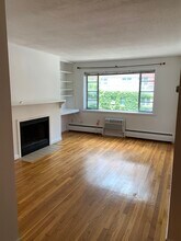 50 Evergreen St, Unit 23 in Boston, MA - Building Photo - Building Photo