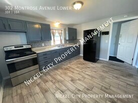 302 Montrose Ave in Buffalo, NY - Building Photo