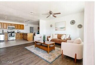 1048 W 12th Pl in Tempe, AZ - Building Photo - Building Photo