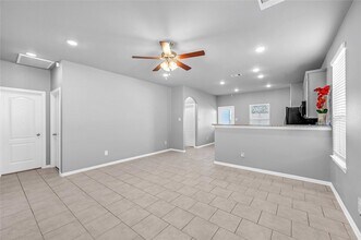 31642 Heguy Pass in Fulshear, TX - Building Photo - Building Photo