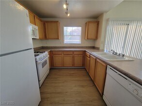 3822 Ormond Beach St in Las Vegas, NV - Building Photo - Building Photo