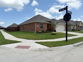 649 Sunglow Wy in Lavon, TX - Building Photo - Building Photo