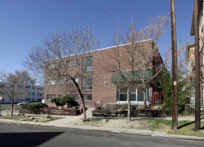 3001 Umatilla Street Apartments in Denver, CO - Foto de edificio - Building Photo