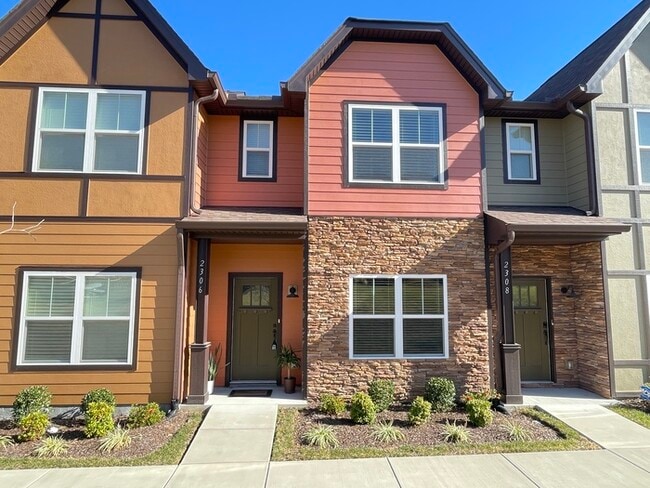 property at 2306 Smedley Ln