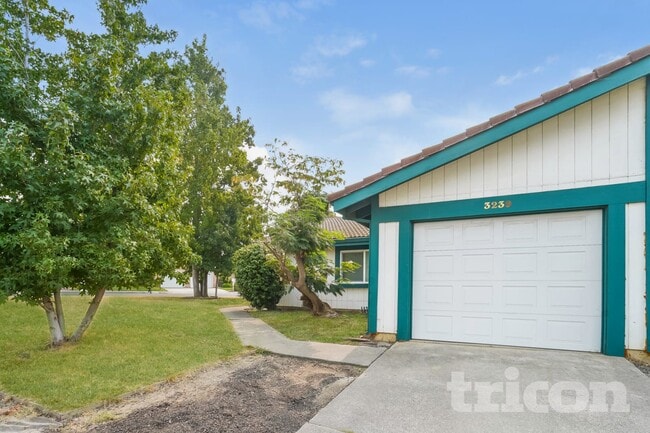 property at 3239 Hartford Ave
